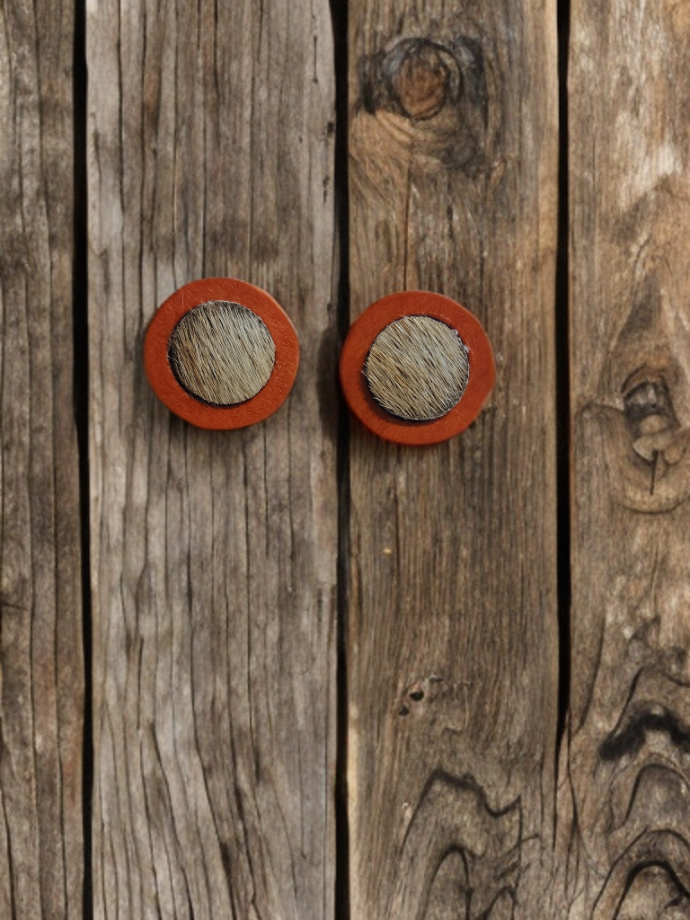 Jaffa Cowhide Studs