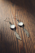 On the Wind Dangles